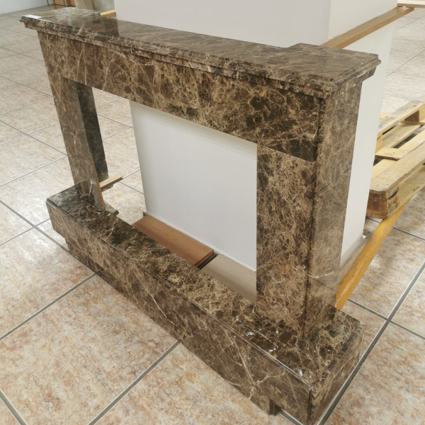 OUTLET Chimenea de mármol emperador con hogar Preter